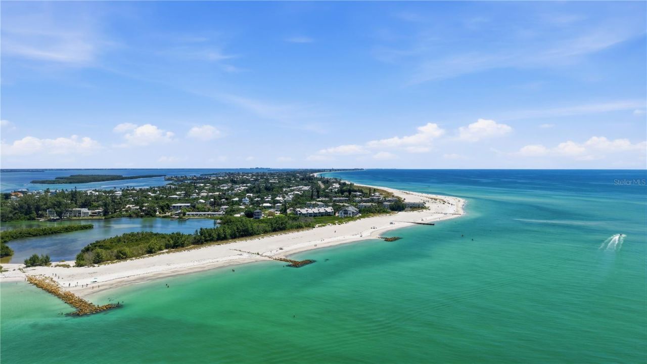 3240 Gulf Of Mexico Drive, Unit B504, Longboat Key, FL 34228 Photo