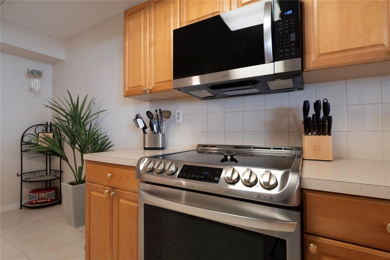 5277 Isla Key Boulevard S, Unit 124, Saint Petersburg, FL 33715 Photo