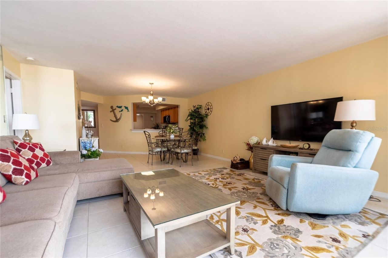 5277 Isla Key Boulevard S, Unit 124, Saint Petersburg, FL 33715 Photo