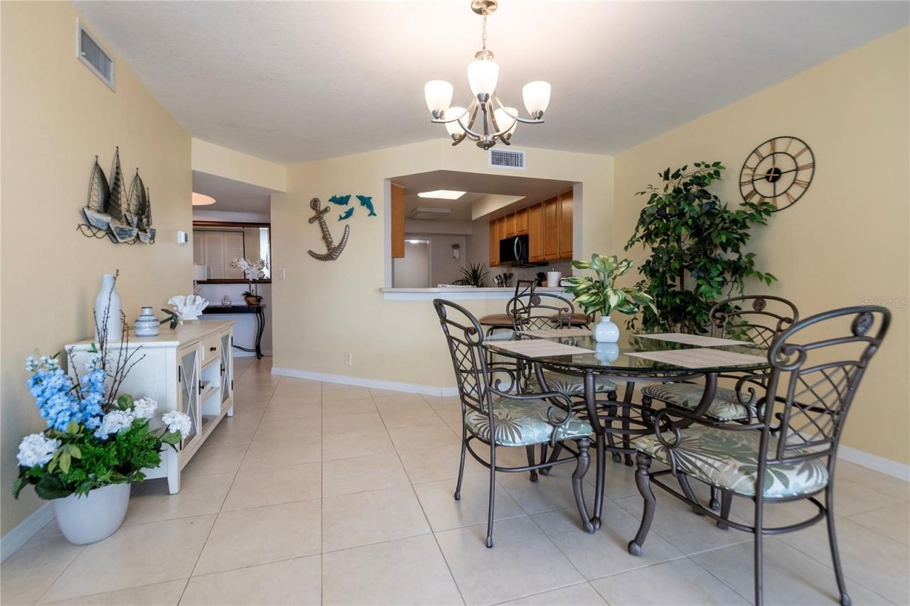 5277 Isla Key Boulevard S, Unit 124, Saint Petersburg, FL 33715 Photo