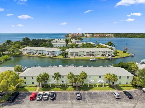 5023 STARFISH DRIVE SE, Unit E, ST PETERSBURG, FL 33705