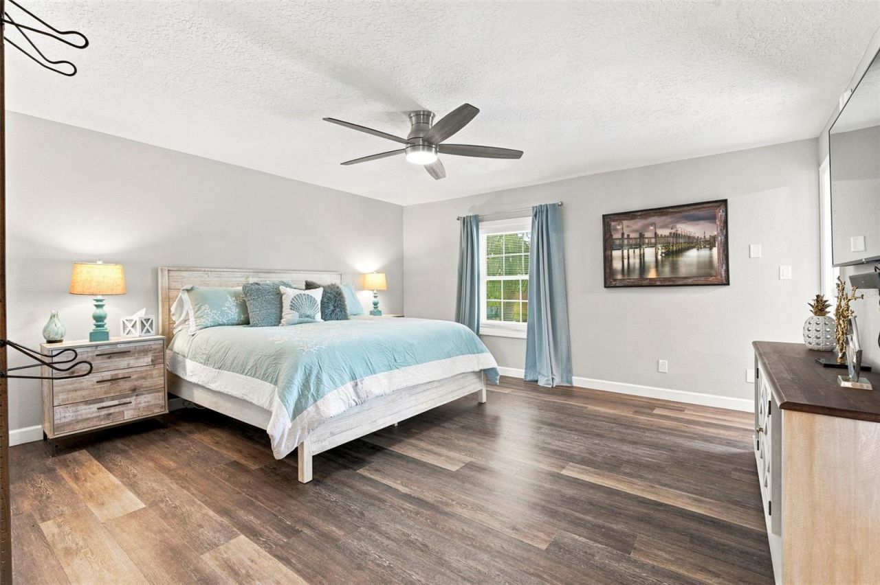 5023 Starfish Drive Se, Unit E, Saint Petersburg, FL 33705 Photo