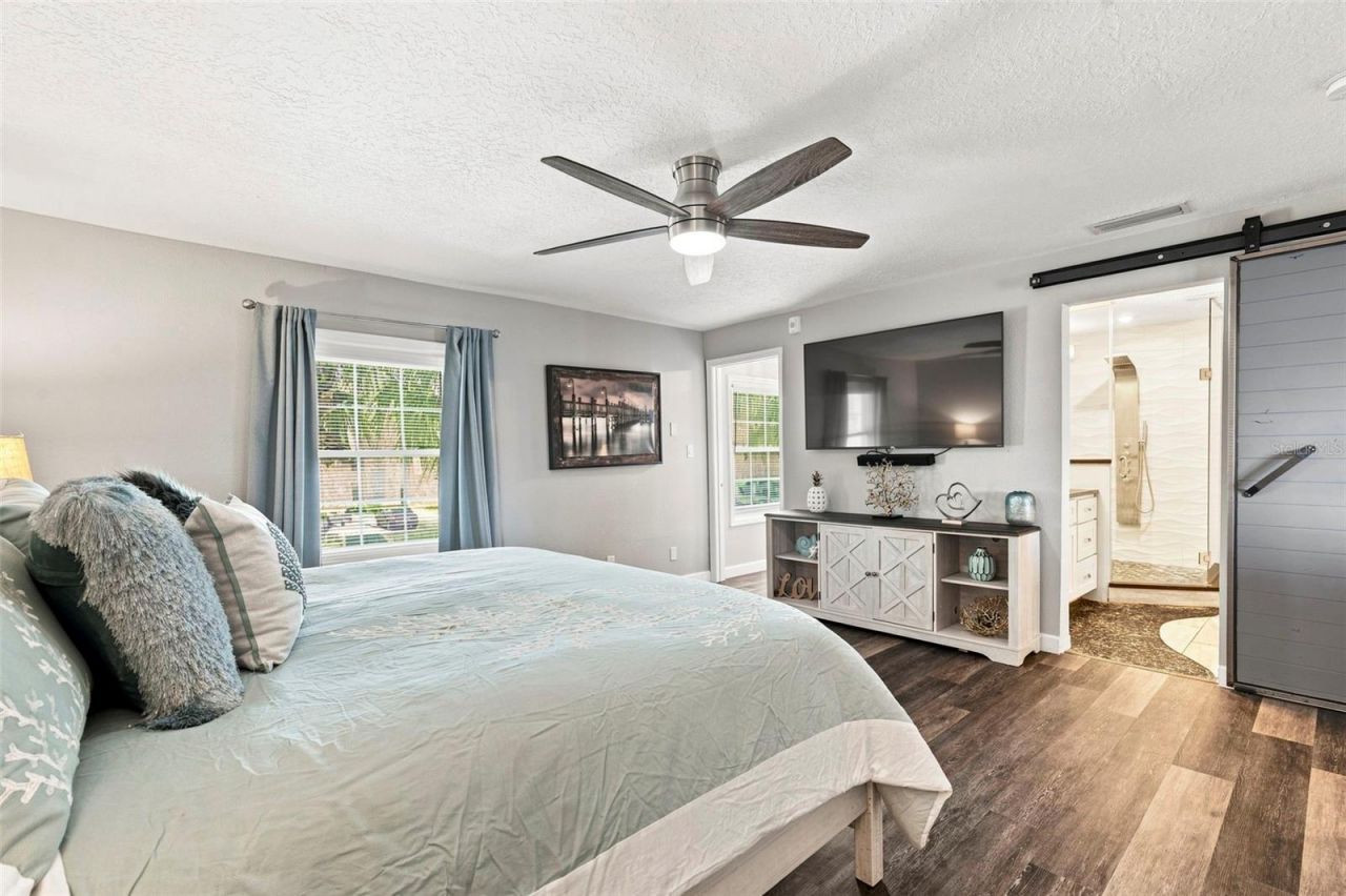 5023 Starfish Drive Se, Unit E, Saint Petersburg, FL 33705 Photo