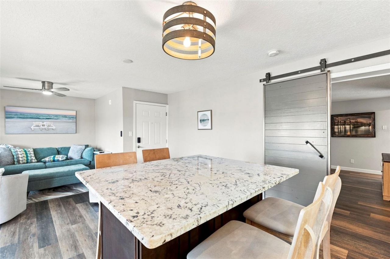 5023 Starfish Drive Se, Unit E, Saint Petersburg, FL 33705 Photo