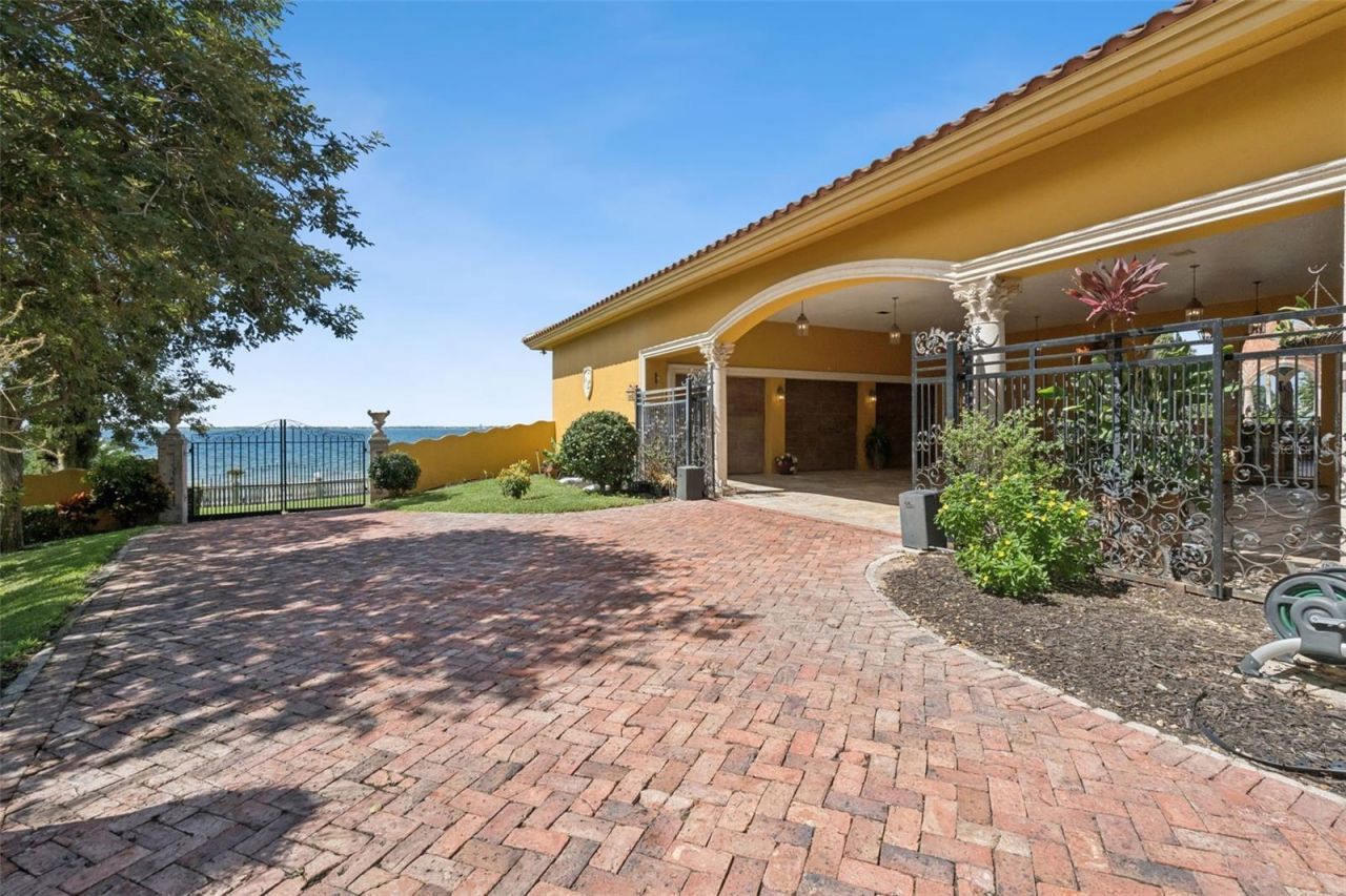 2961 Lakeview Drive, Sebring, FL 33870 Photo