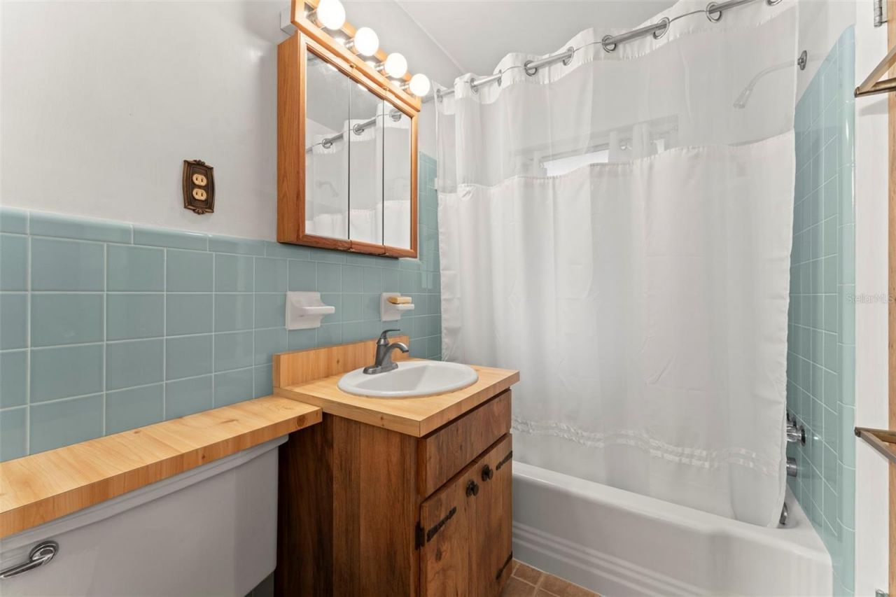 5251 Lake Jessamine Drive , Orlando, FL 32839 Photo