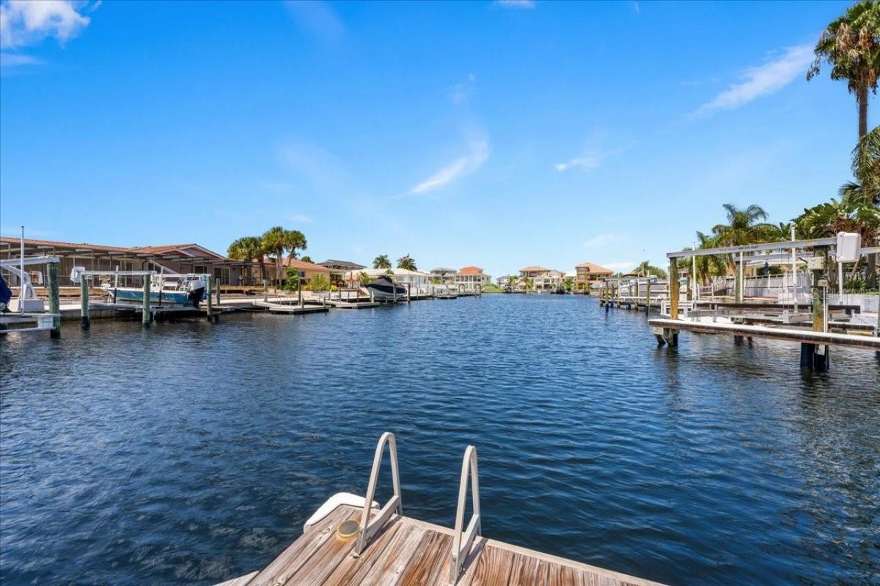 5151 Porpoise Place, New Port Richey, FL 34652 Photo