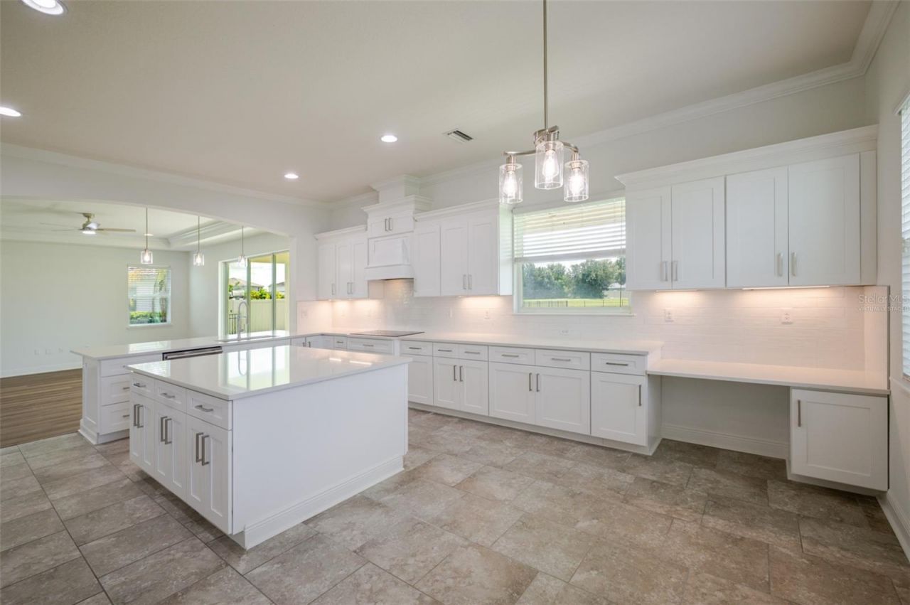 4789 Vasca Drive, Sarasota, FL 34240 Photo