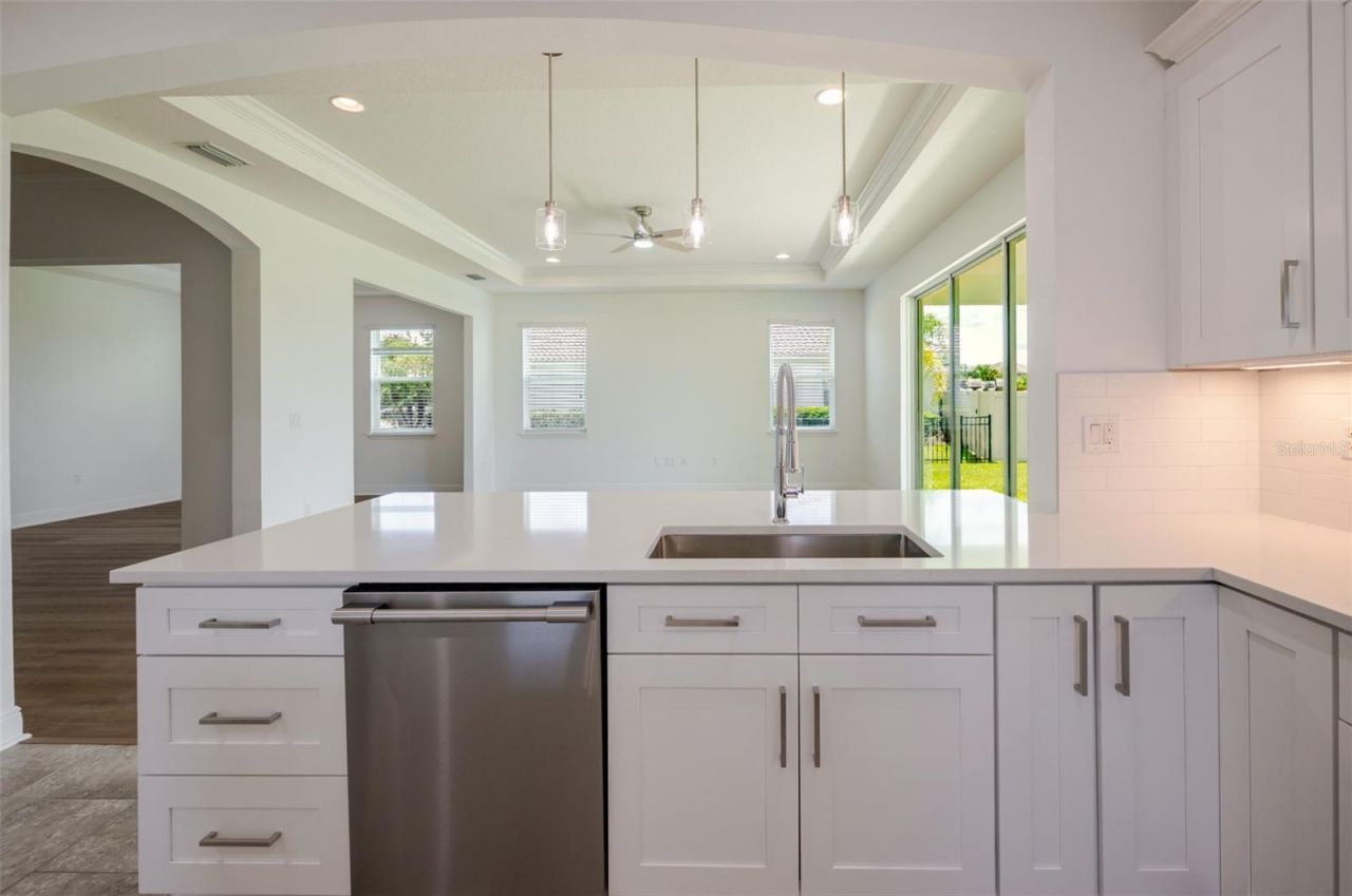 4789 Vasca Drive, Sarasota, FL 34240 Photo