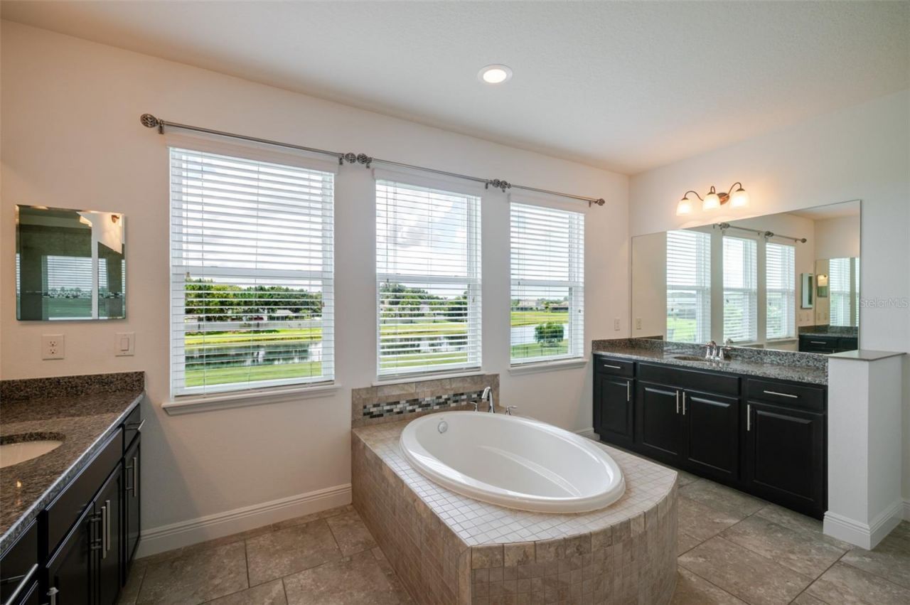 4789 Vasca Drive, Sarasota, FL 34240 Photo