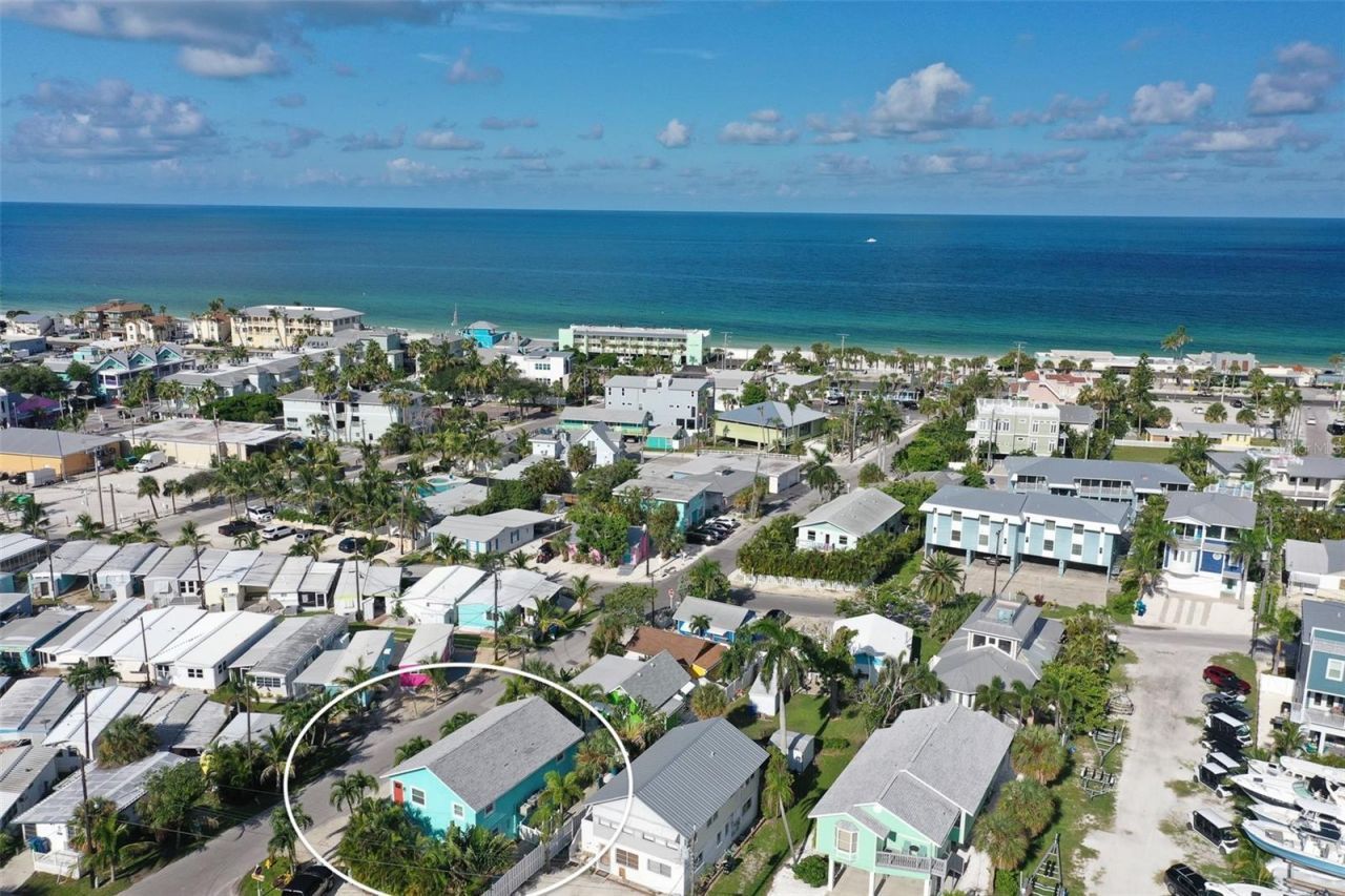 308 2nd Street N, Unit 201, Bradenton Beach, FL 34217 Photo