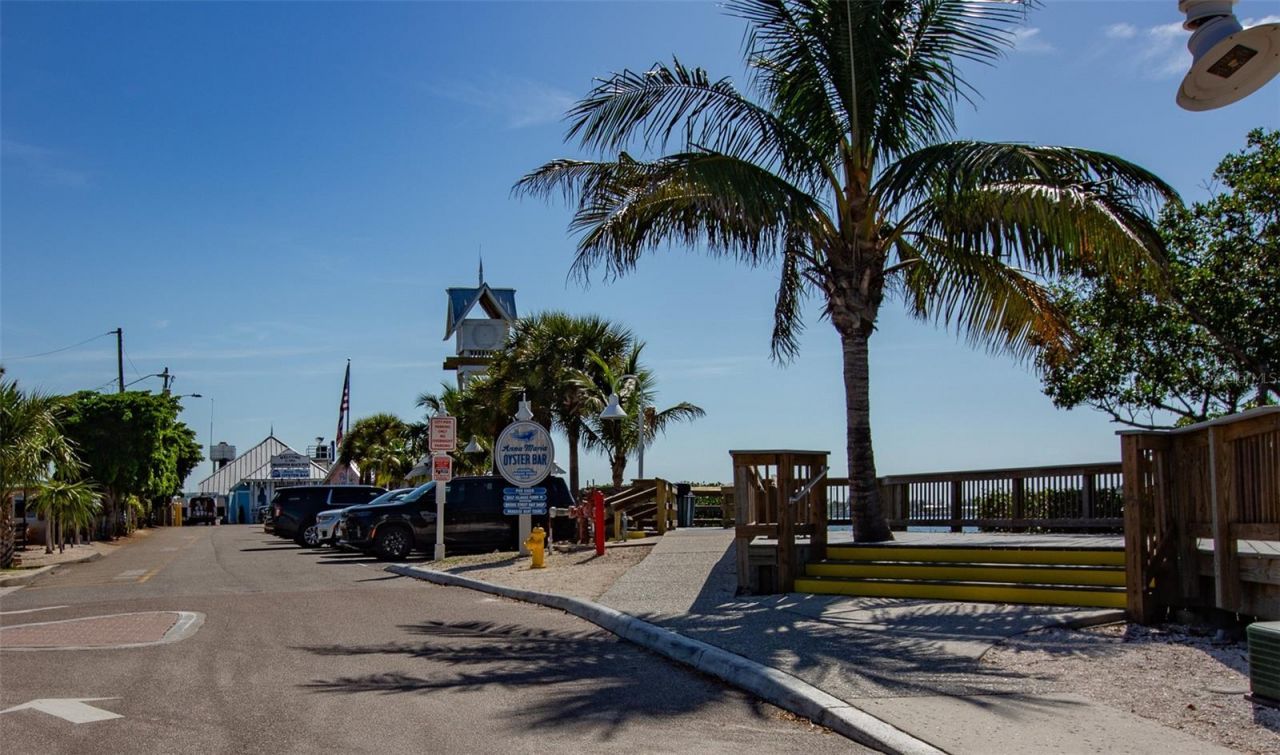 308 2nd Street N, Unit 201, Bradenton Beach, FL 34217 Photo
