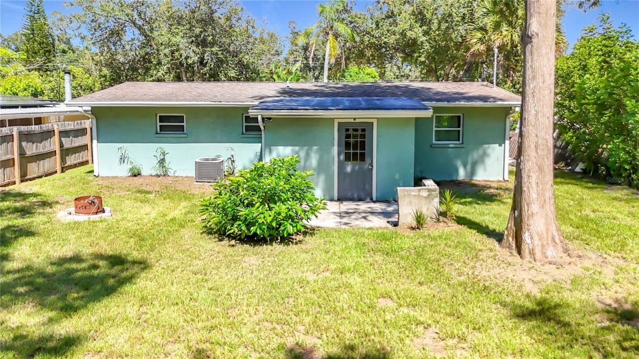 2212 Vinson Avenue, Sarasota, FL 34232 Photo