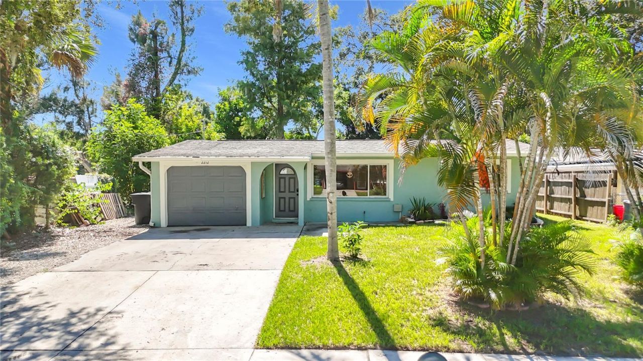 2212 Vinson Avenue, Sarasota, FL 34232 Photo