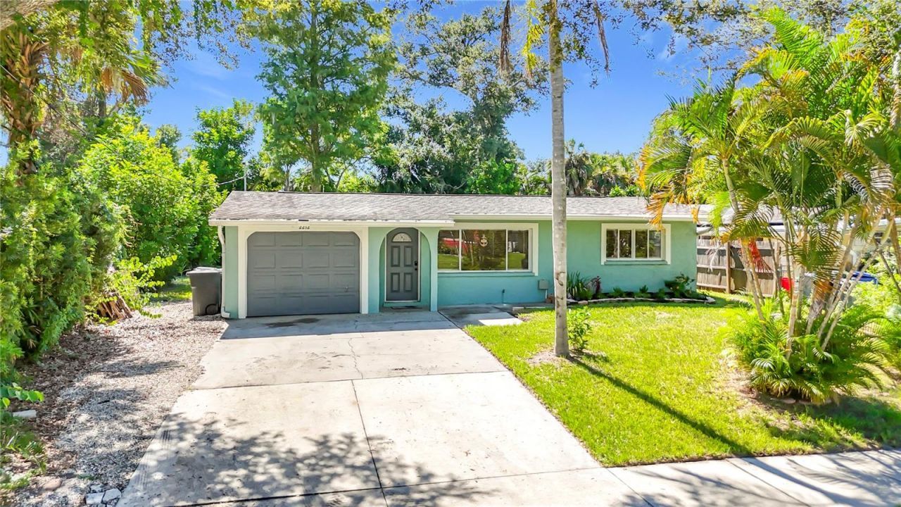 2212 Vinson Avenue, Sarasota, FL 34232 Photo