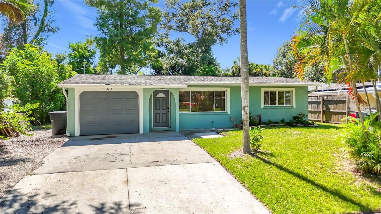 2212 Vinson Avenue, Sarasota, FL 34232 Photo
