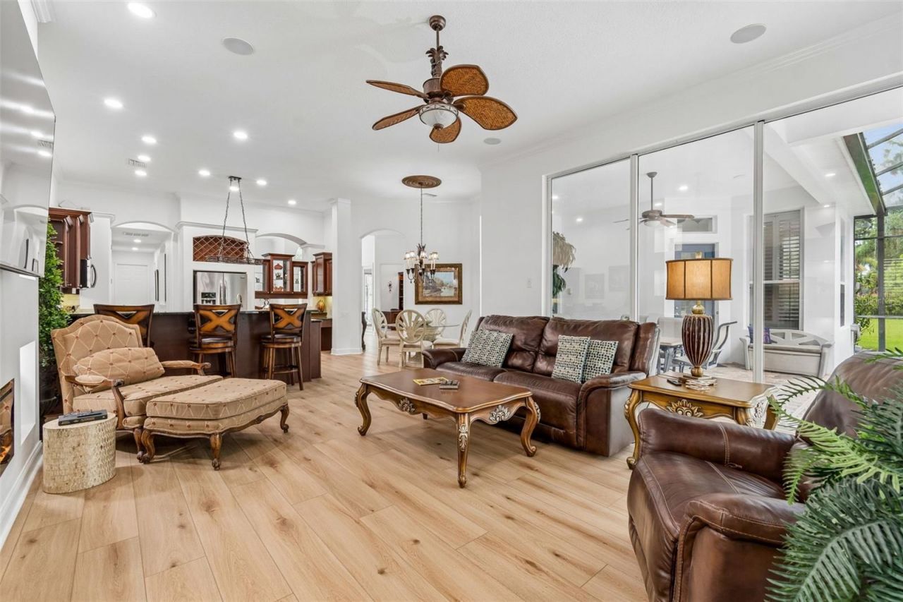 21105 Lake Vienna Drive, Land O Lakes, FL 34638 Photo