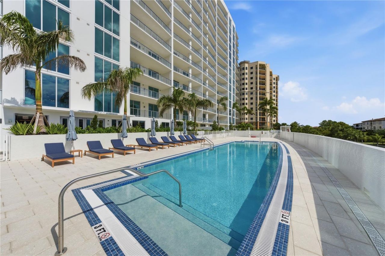 5713 Bowen Daniel Drive, Unit 606, Tampa, FL 33616 Photo