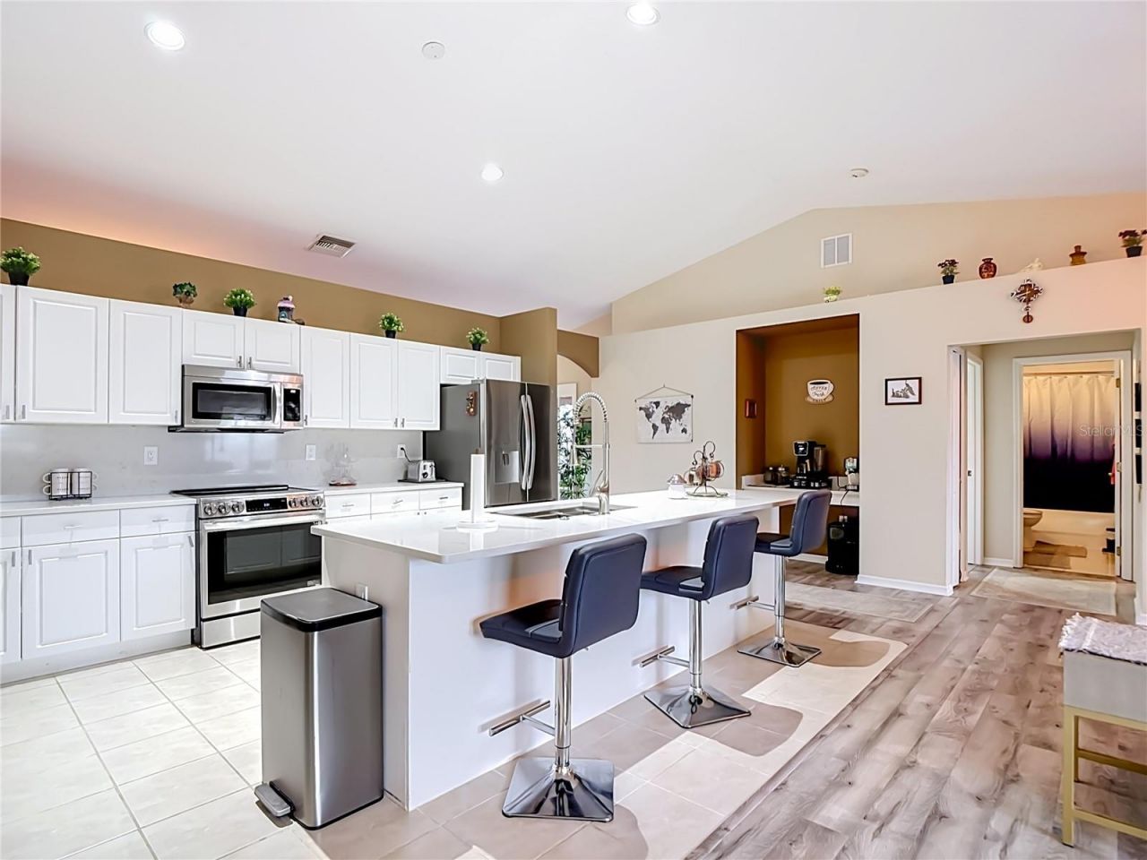 2221 SW 3rd Avenue, Cape Coral, FL 33991 Photo