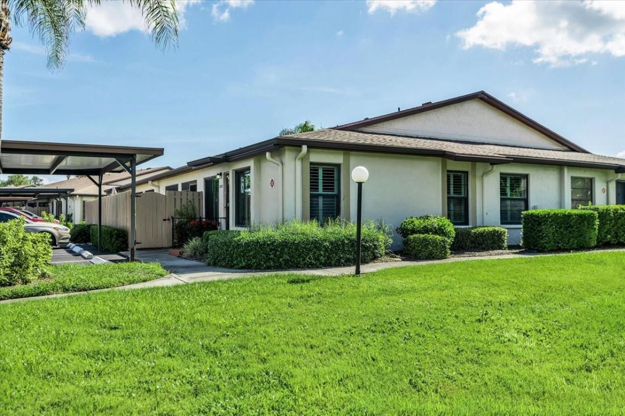 2823 72nd Street Court W, Unit 2151, Bradenton, FL 34209 Photo