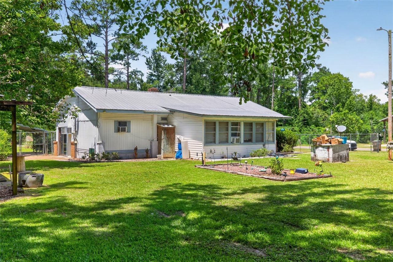 122 Hilty Circle, Wewahitchka, FL 32465 Photo