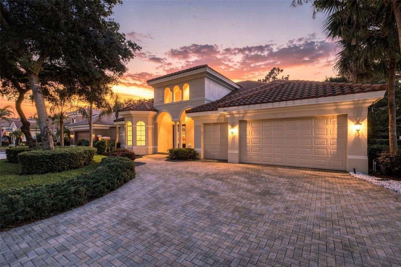2967 Grey Oaks Boulevard, Tarpon Springs, FL 34688 Photo