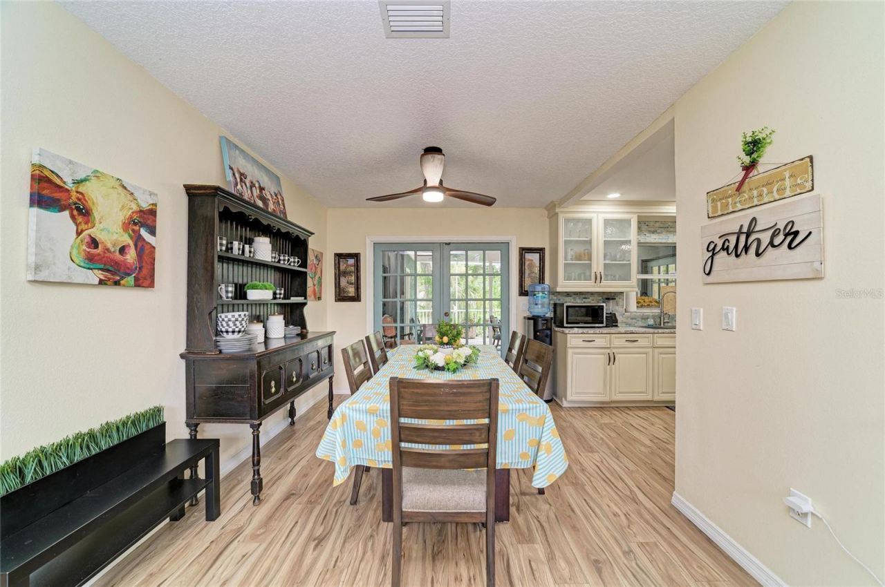6519 28th Avenue E, Bradenton, FL 34208 Photo
