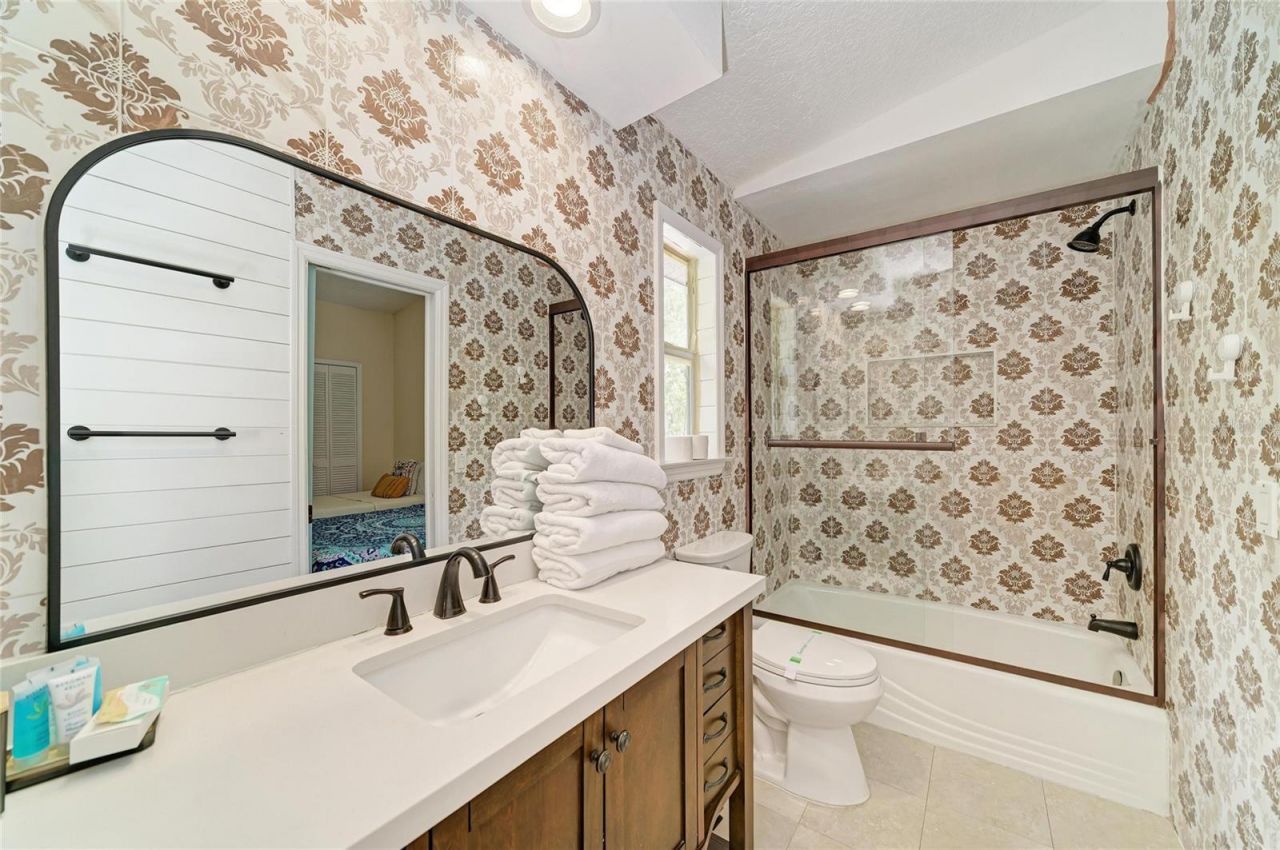 6519 28th Avenue E, Bradenton, FL 34208 Photo