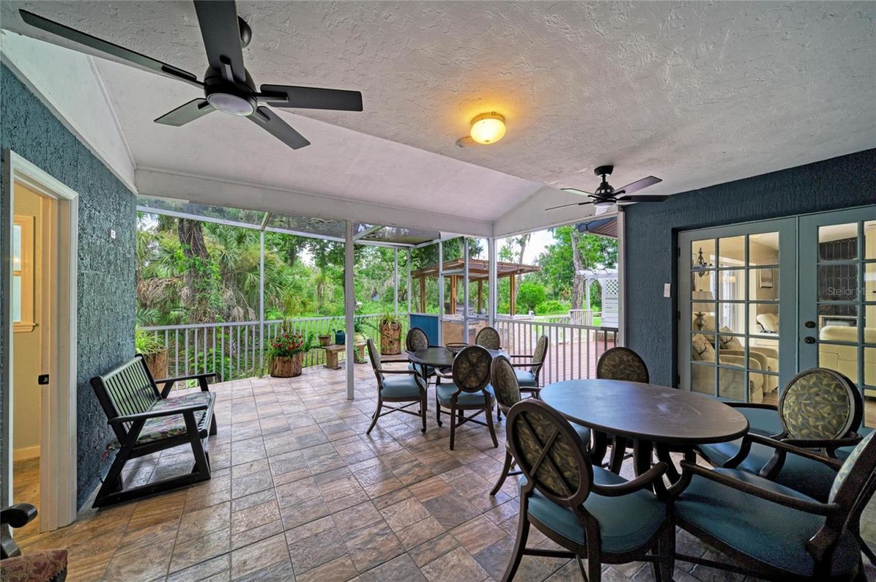 6519 28th Avenue E, Bradenton, FL 34208 Photo