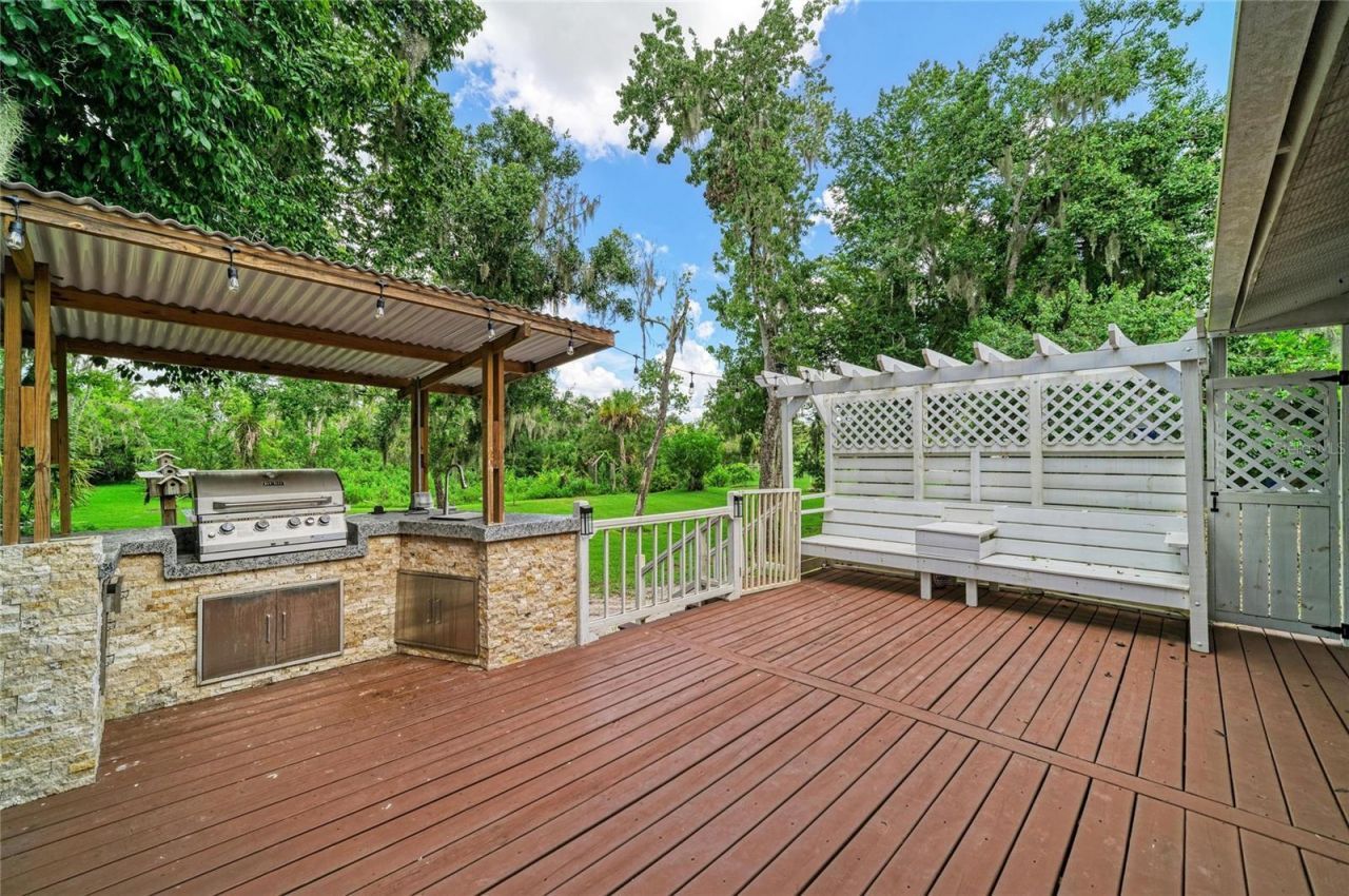 6519 28th Avenue E, Bradenton, FL 34208 Photo