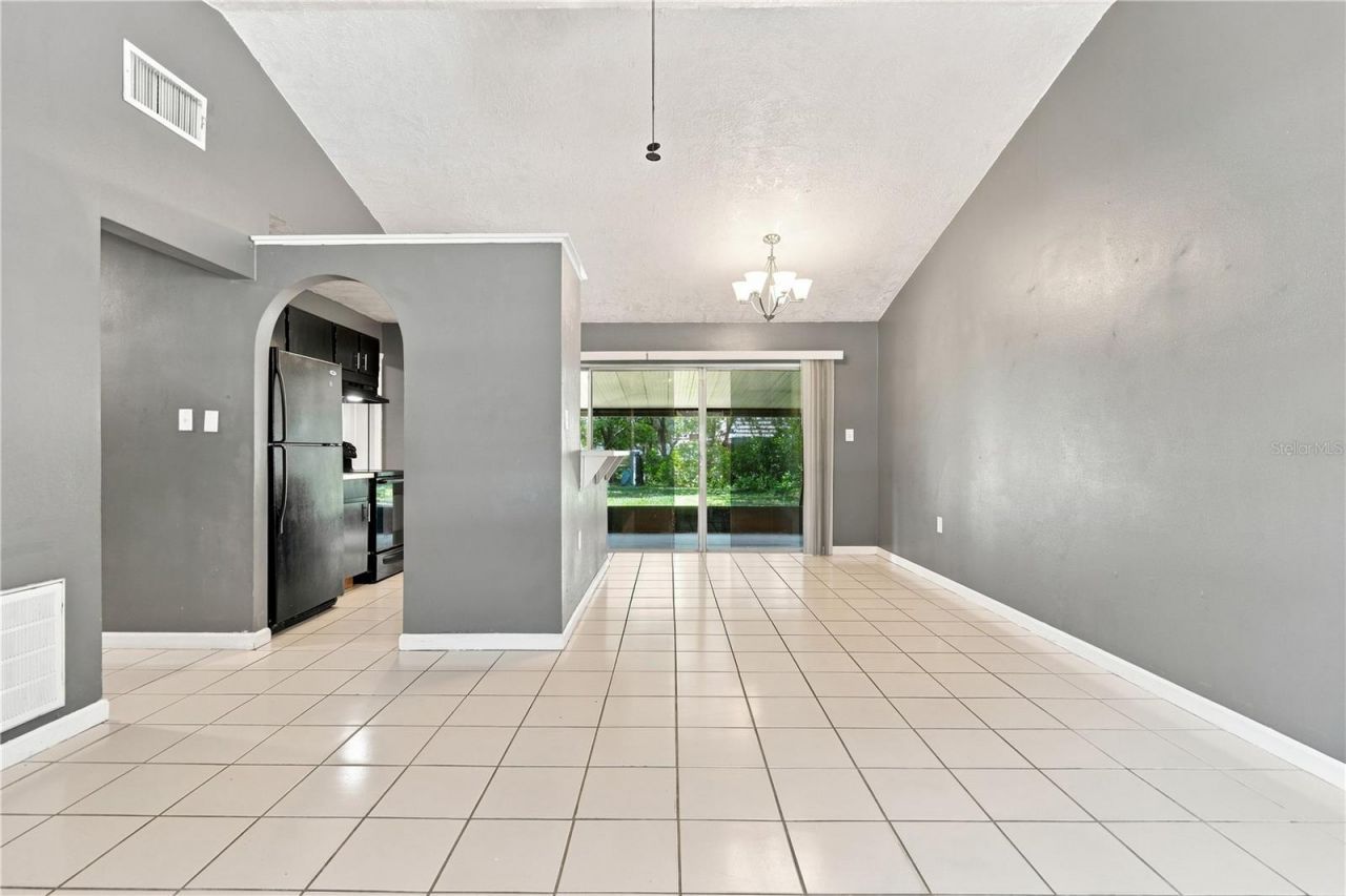 336 Riviera Drive , Debary, FL 32713 Photo