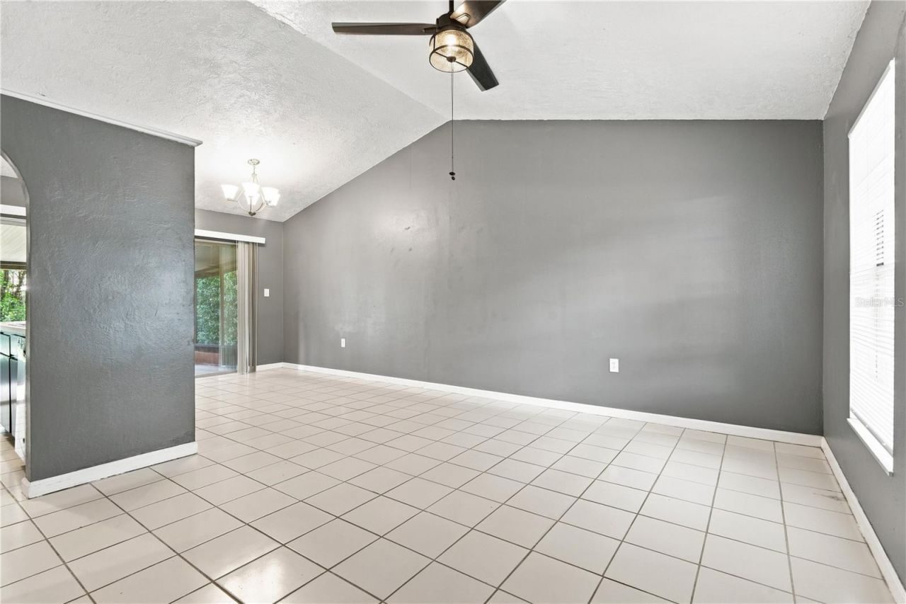 336 Riviera Drive , Debary, FL 32713 Photo