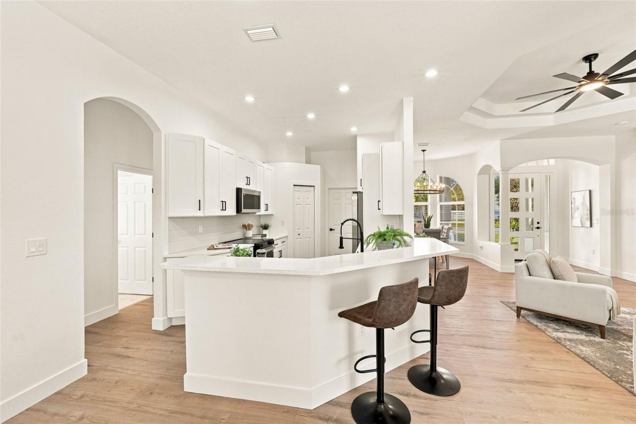 1447 Crazy Horse Drive, Lutz, FL 33559 Photo