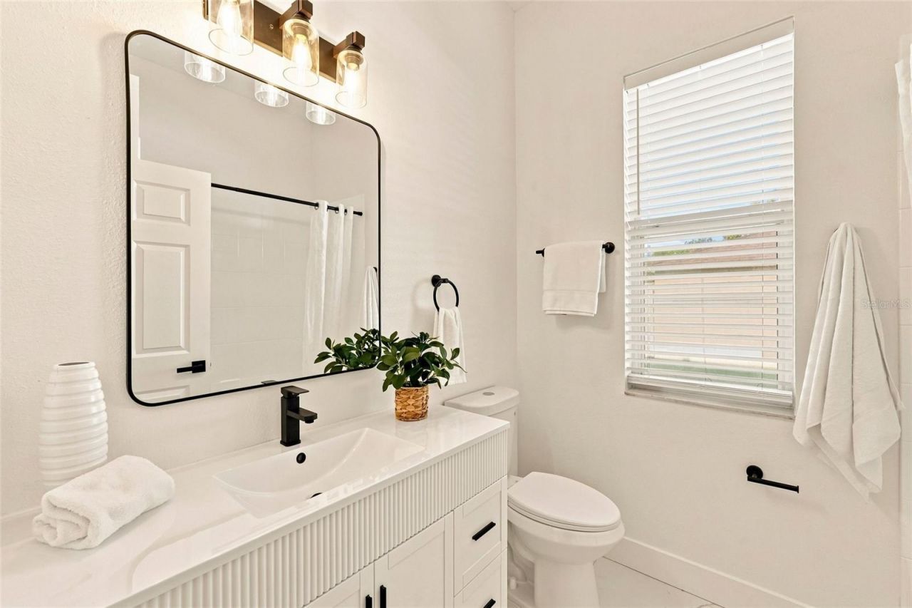 1447 Crazy Horse Drive, Lutz, FL 33559 Photo