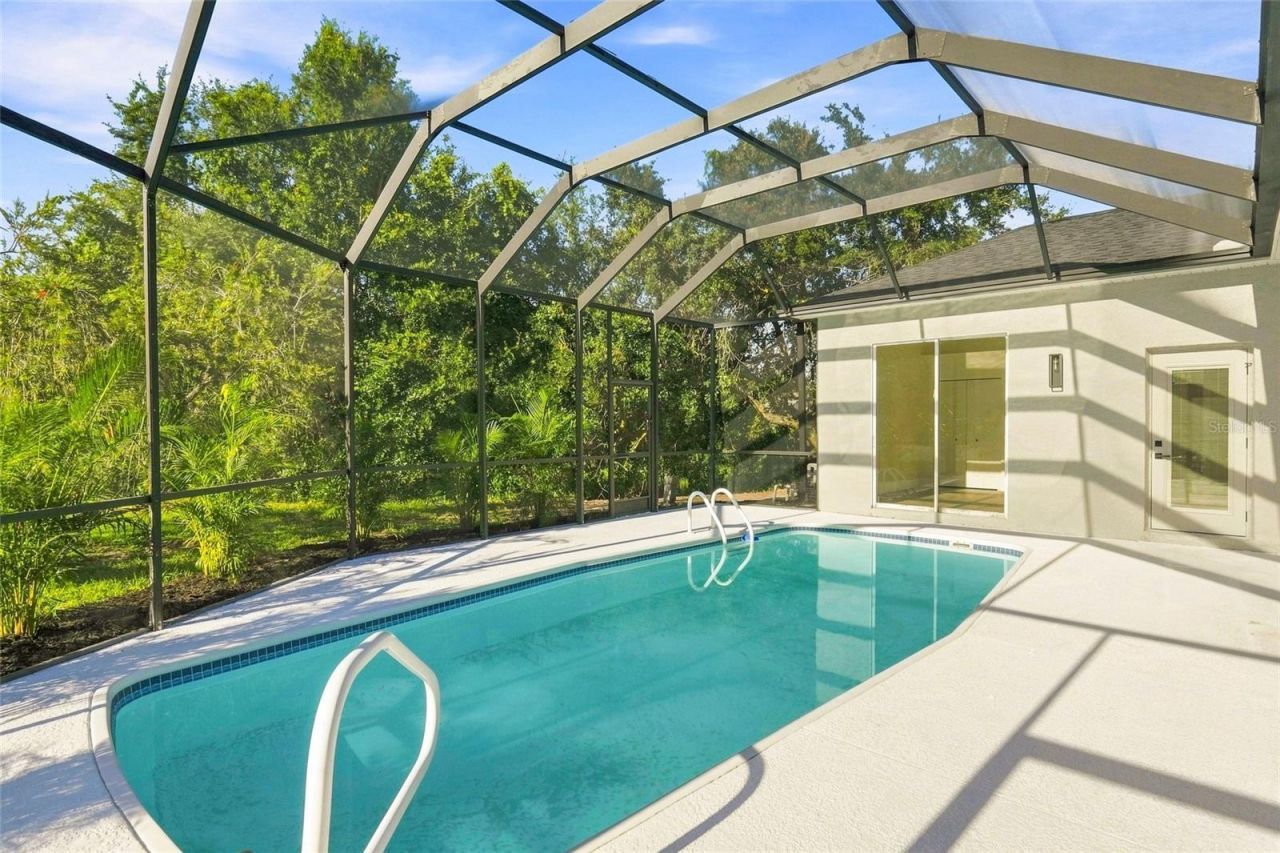 1447 Crazy Horse Drive, Lutz, FL 33559 Photo