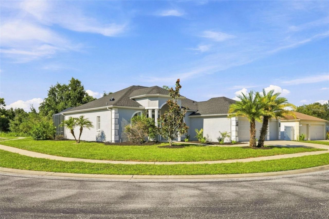 1447 Crazy Horse Drive, Lutz, FL 33559 Photo