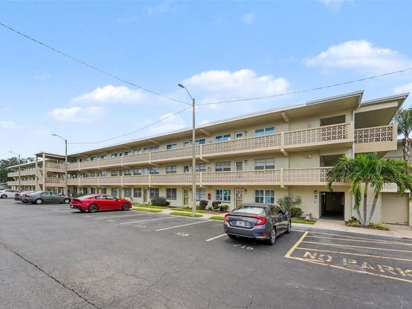 951 79TH AVENUE N, Unit APT 322, ST PETERSBURG, FL 33702