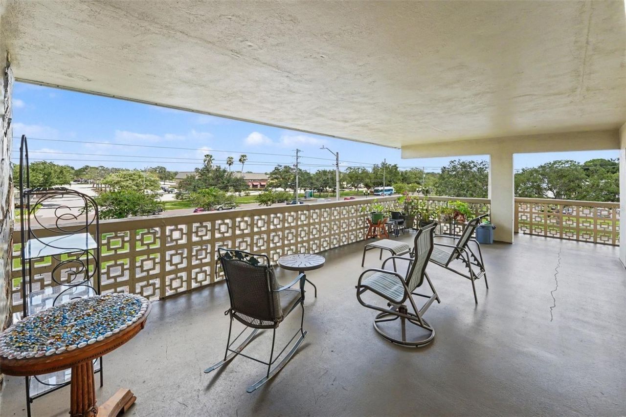 951 79th Avenue N, Unit APT 322, Saint Petersburg, FL 33702 Photo