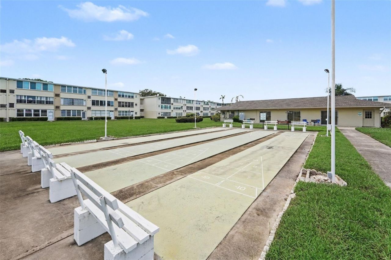 951 79th Avenue N, Unit APT 322, Saint Petersburg, FL 33702 Photo