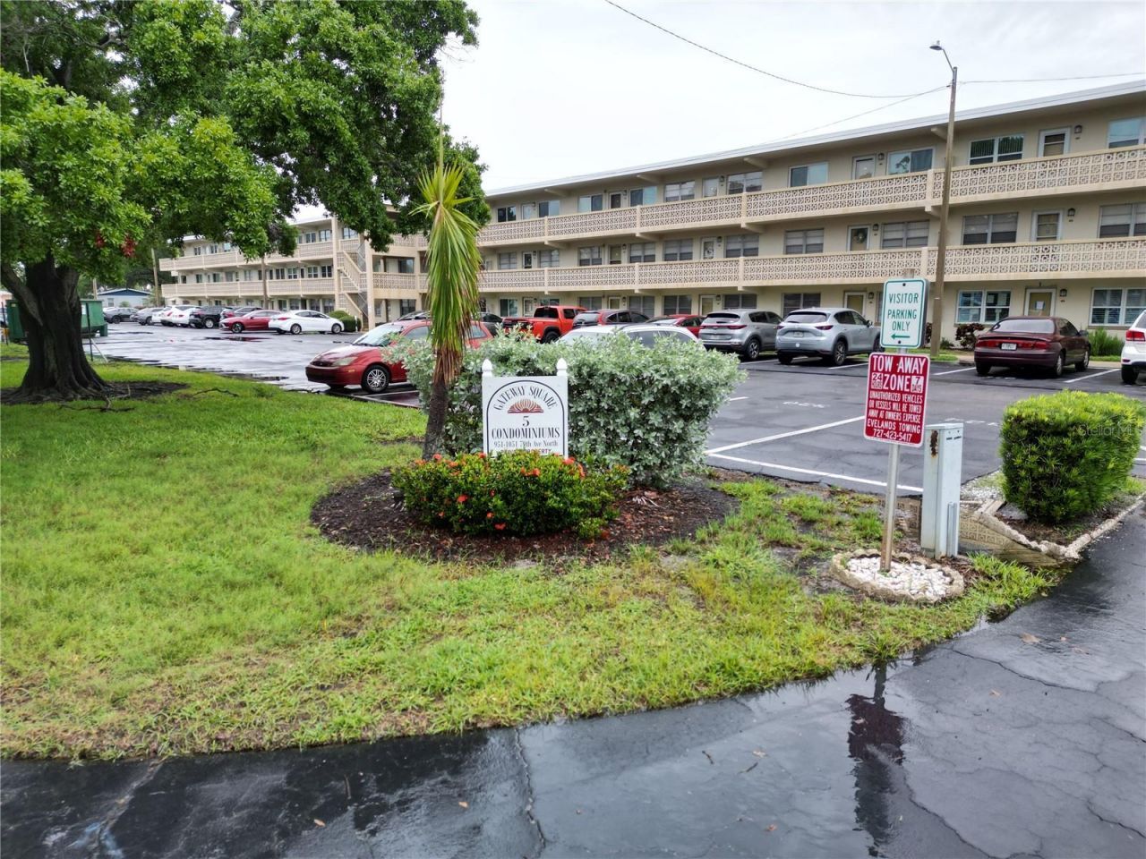 951 79th Avenue N, Unit APT 322, Saint Petersburg, FL 33702 Photo