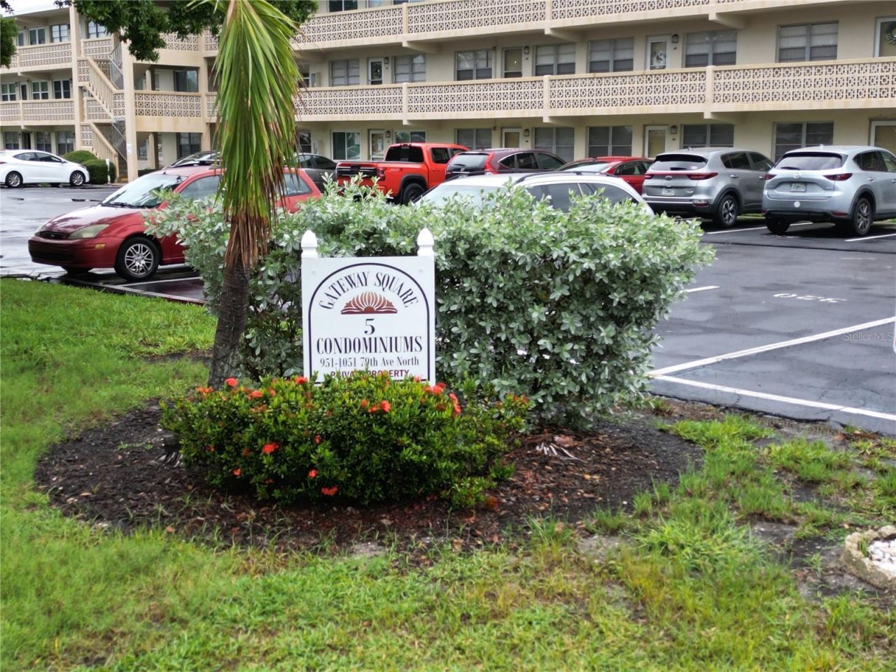 951 79th Avenue N, Unit APT 322, Saint Petersburg, FL 33702 Photo
