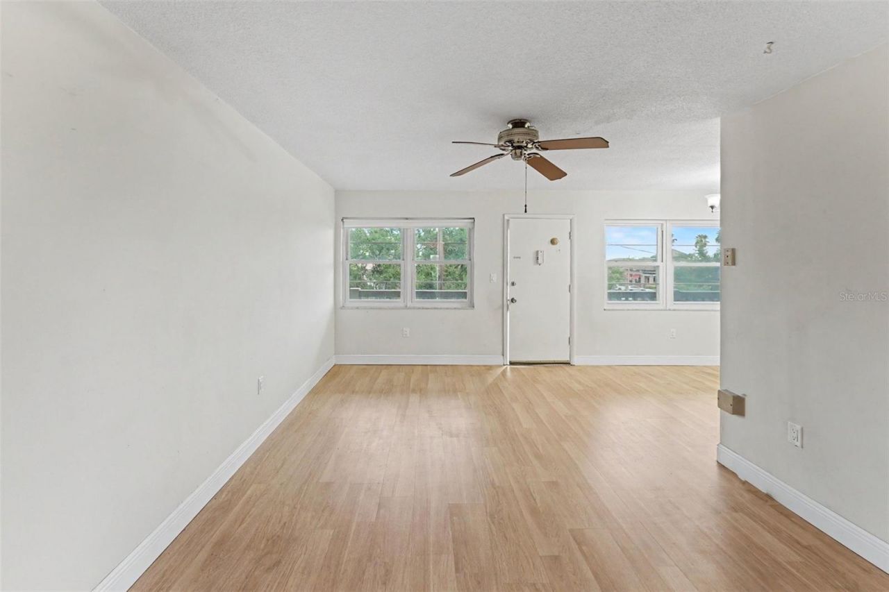 951 79th Avenue N, Unit APT 322, Saint Petersburg, FL 33702 Photo