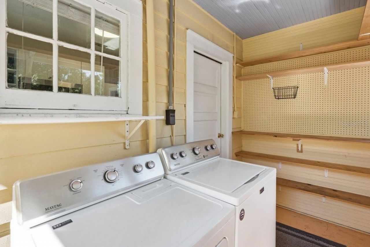 2048 5th Street , Sarasota, FL 34237 Photo