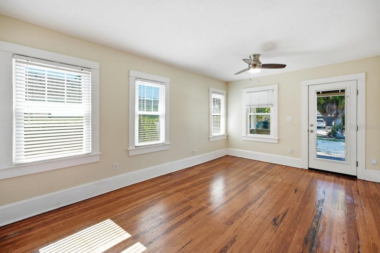 2048 5th Street , Sarasota, FL 34237 Photo