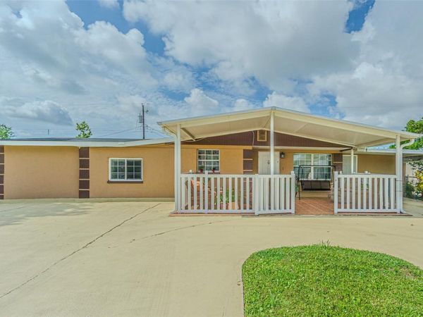 4536 W IDLEWILD AVENUE , TAMPA, FL 33614