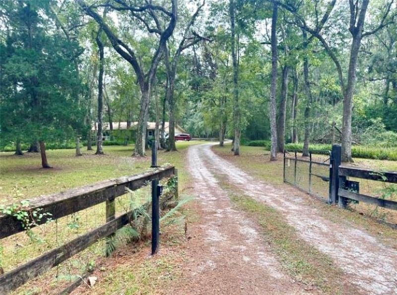 24392 Lanark Road , Brooksville, FL 34601 Photo