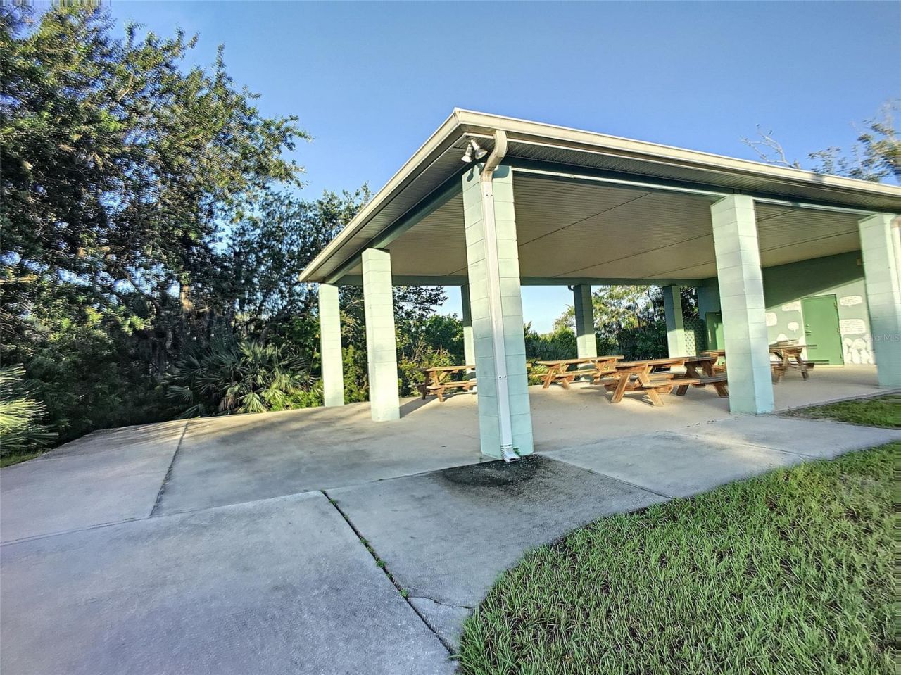 4148 Michigan Avenue , New Smyrna Beach, FL 32169 Photo