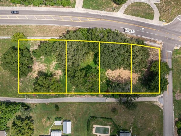 504 E MAIN STREET , DUNDEE, FL 33838