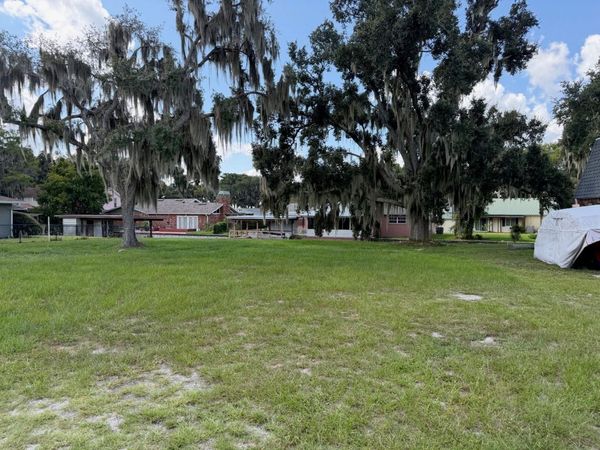 MEMORY LANE , TAVARES, FL 32778