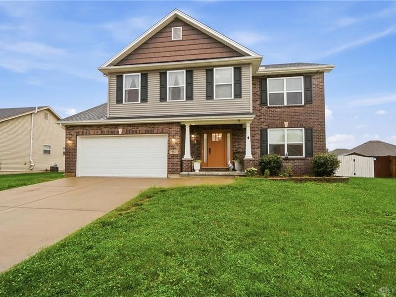 254 Auburn Meadows Court, Carlisle, OH 45005 Photo 5